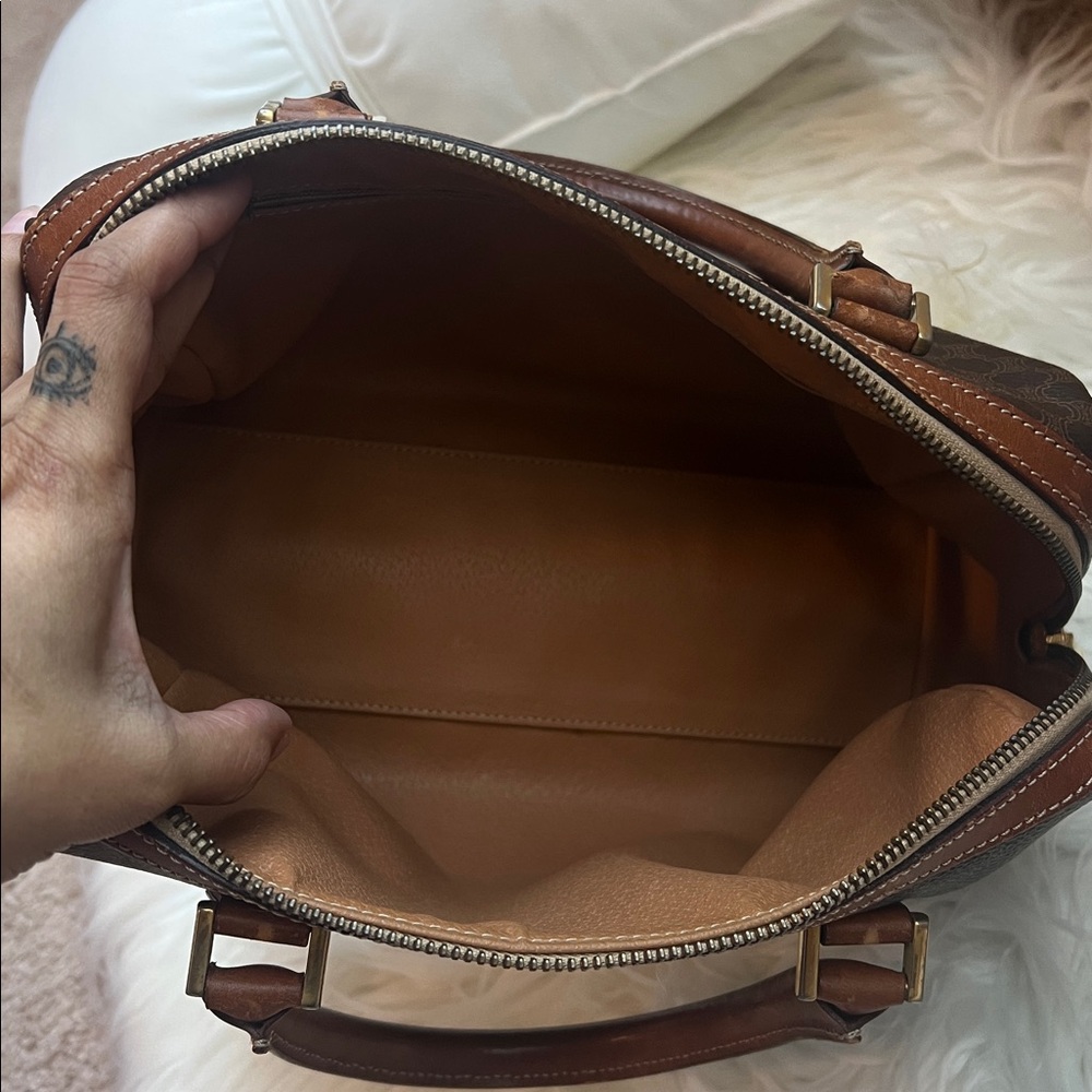 Celine Brown SM Boston bag retails $2,600 USD - Picture 13 of 17